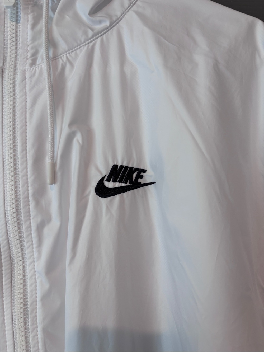 Nike Windbreaker - Picture 2 of 5
